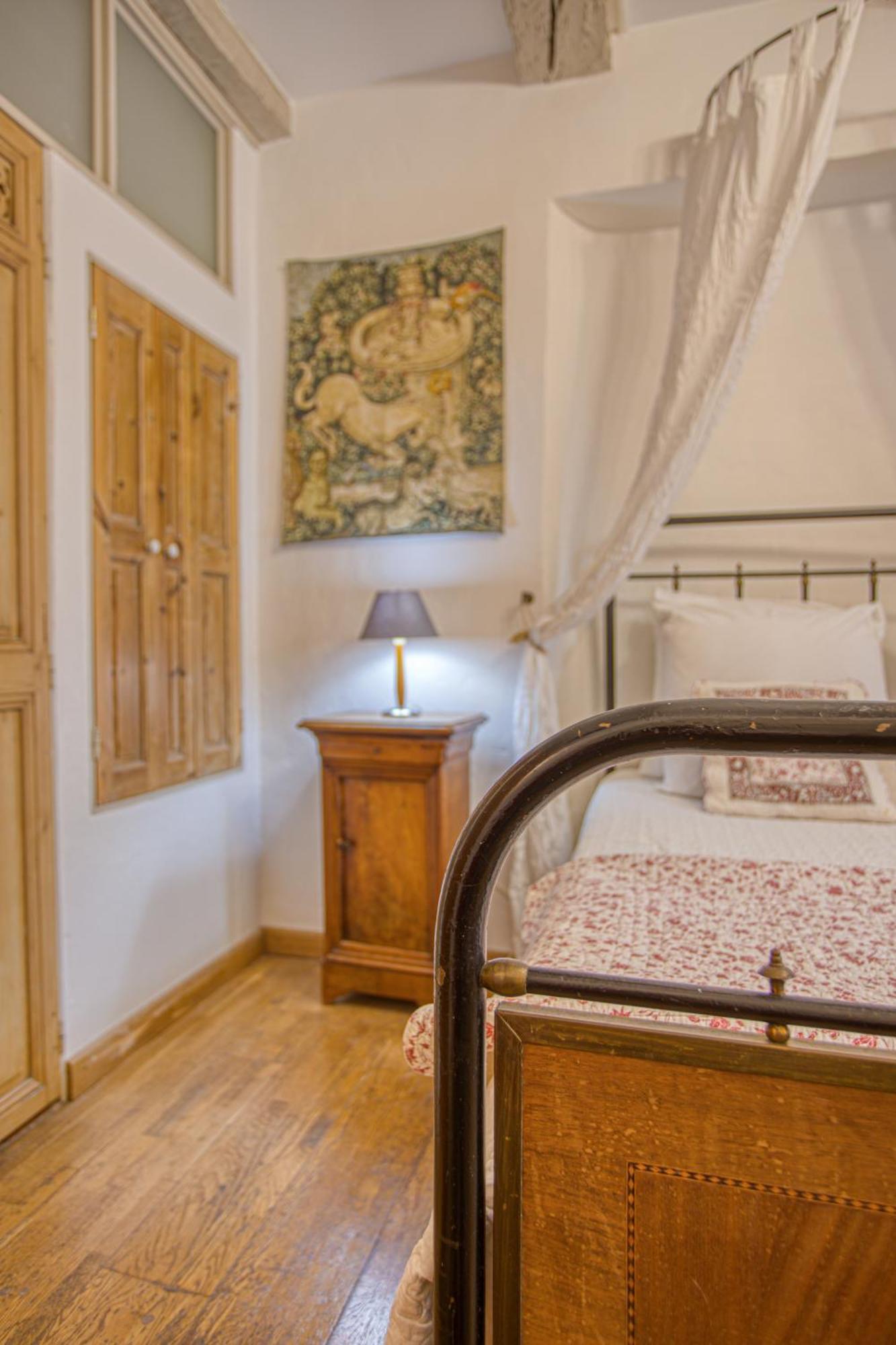 Hotel Restaurant Les Remparts Венаск Екстериор снимка